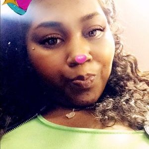 Meet your Posher, Tamara